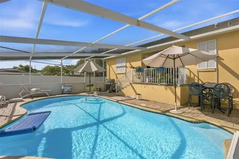 4301 52nd Avenue S St Petersburg FL 33711