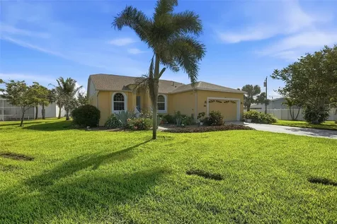 4301 52nd Avenue S St Petersburg FL 33711