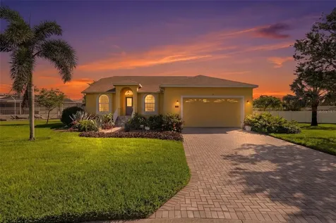 4301 52nd Avenue S St Petersburg FL 33711