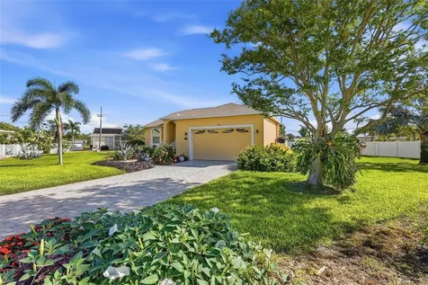4301 52nd Avenue S St Petersburg FL 33711