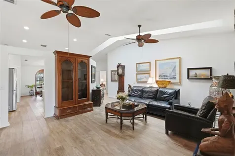 4301 52nd Avenue S St Petersburg FL 33711