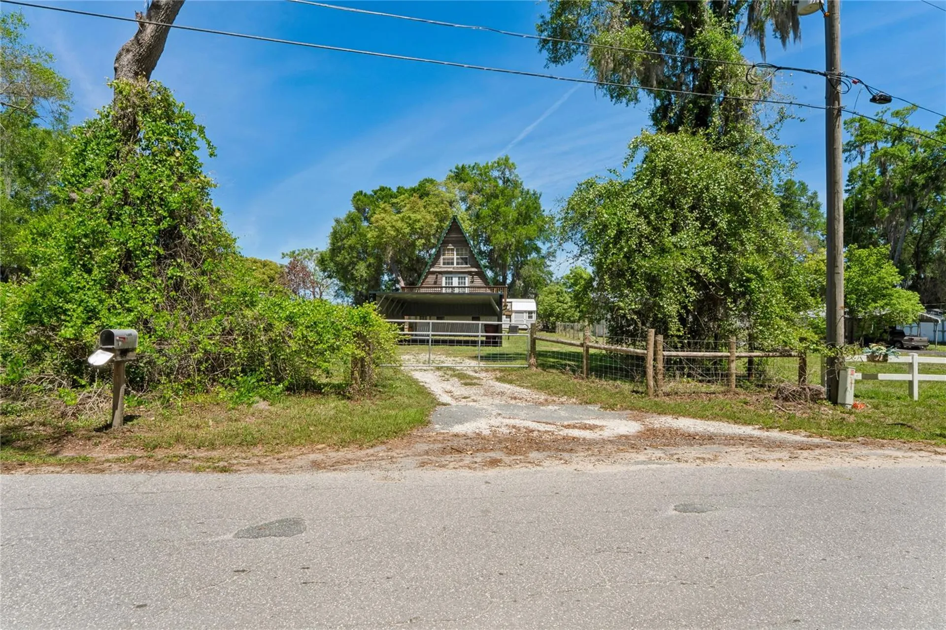 9366 Cr 649 Bushnell FL 33513