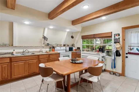 9366 Cr 649 Bushnell FL 33513