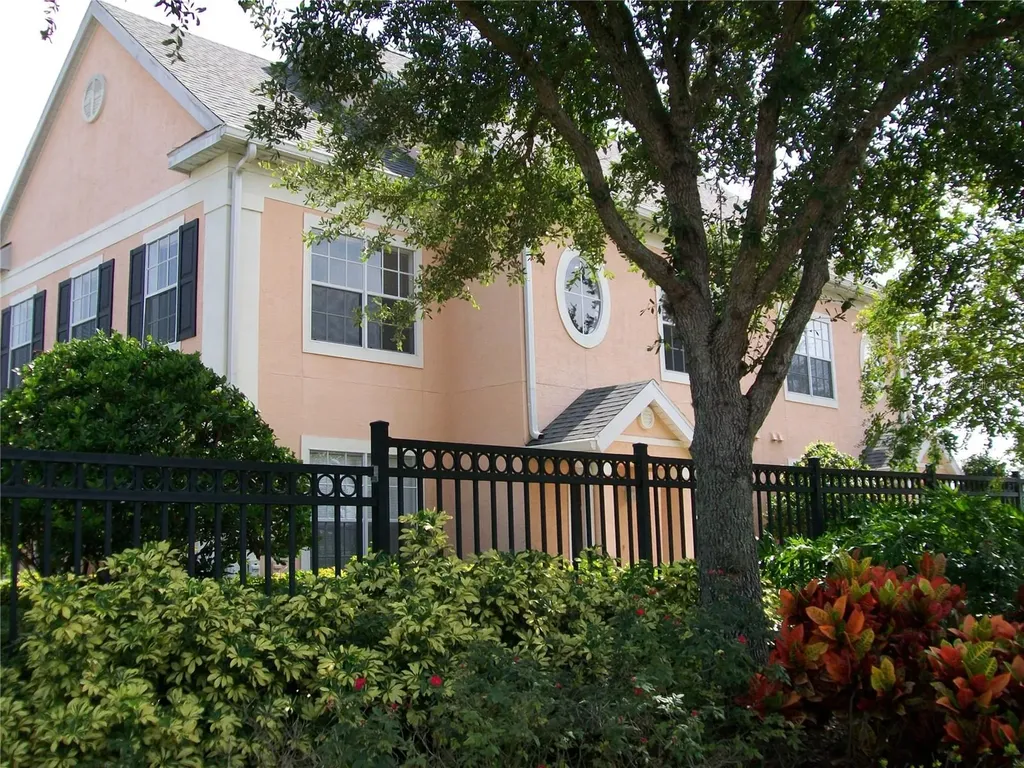 12807 Madison Pointe Circle Orlando FL 32821