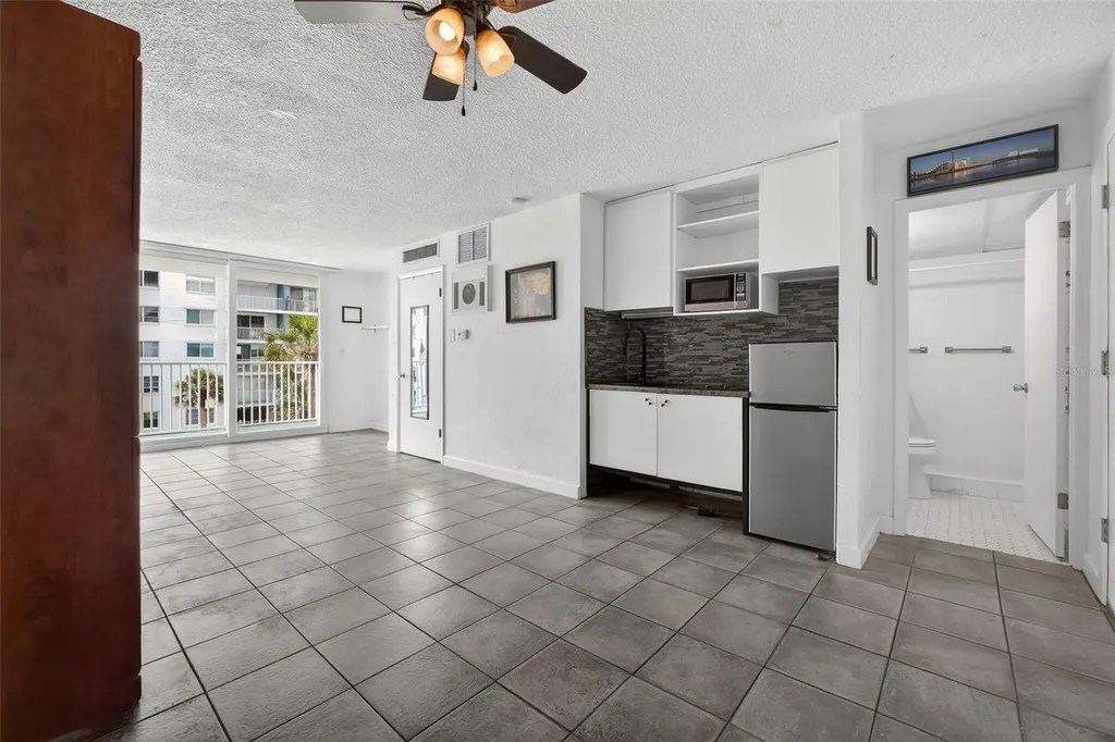 2727 N Atlantic Avenue Daytona Beach FL 32118