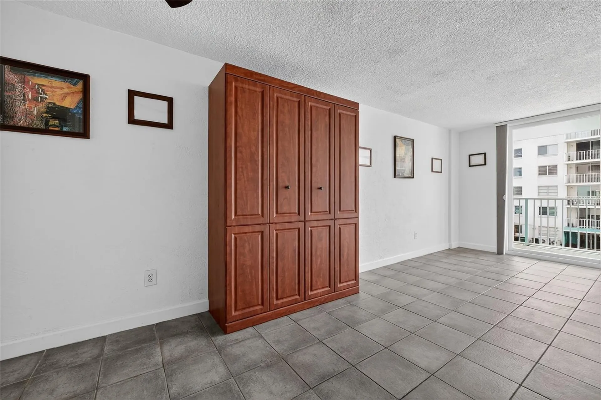 2727 N Atlantic Avenue Daytona Beach FL 32118