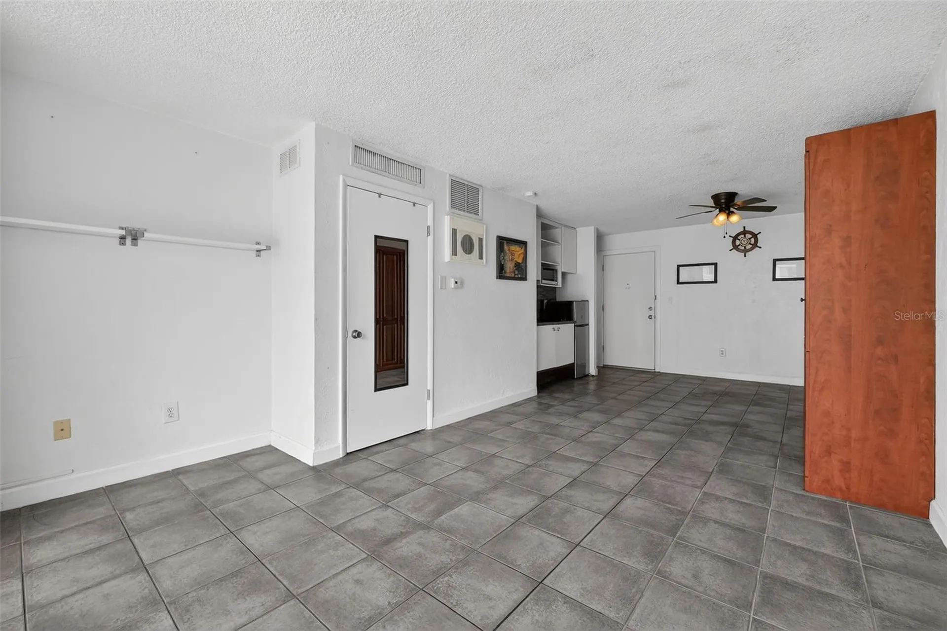 2727 N Atlantic Avenue Daytona Beach FL 32118