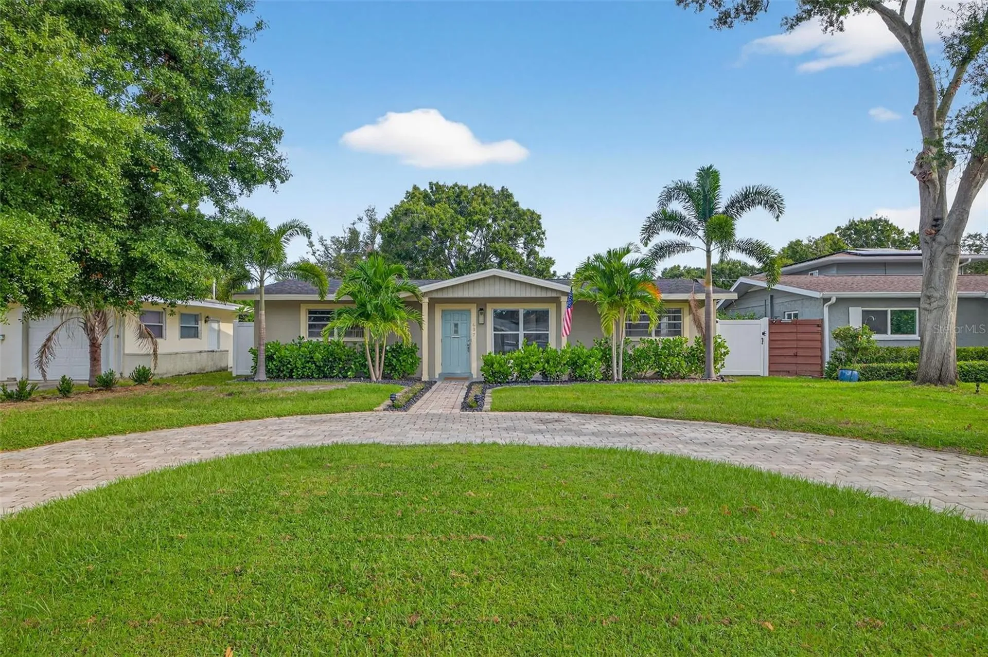 637 41st Avenue NE St Petersburg FL 33703