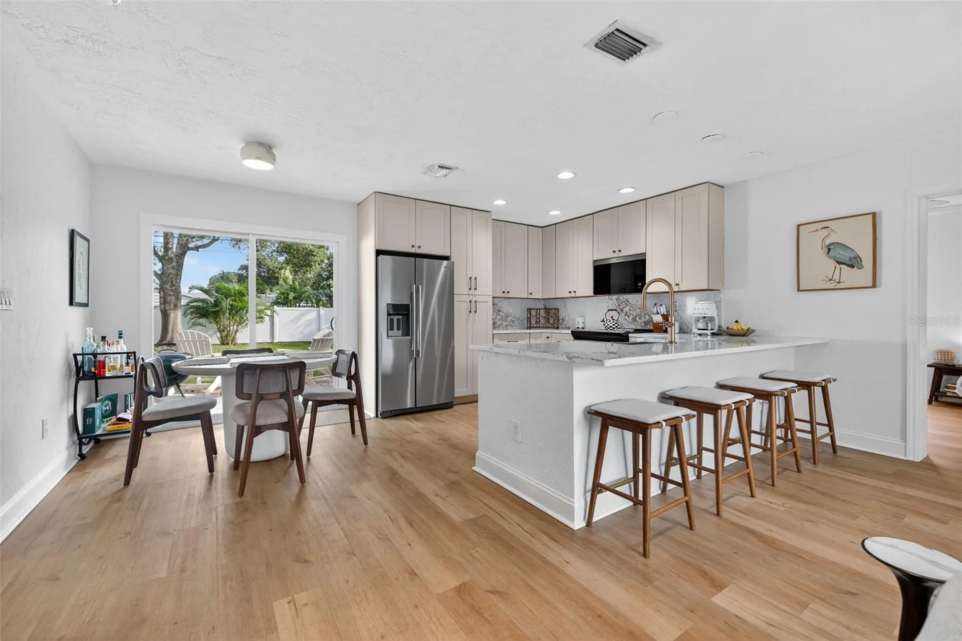 637 41st Avenue NE St Petersburg FL 33703