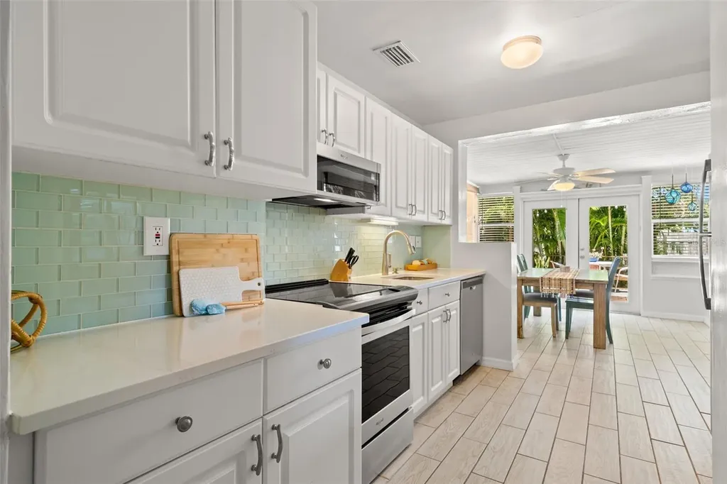 517 79th Avenue St Pete Beach FL 33706