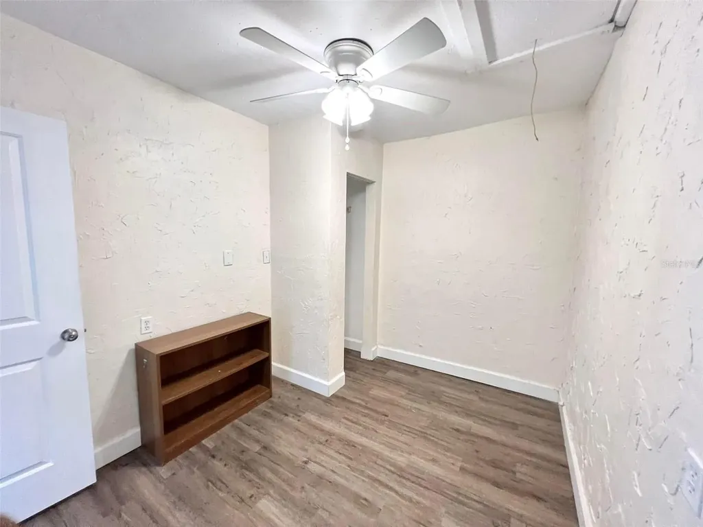 1529 12th Street S St Petersburg FL 33705