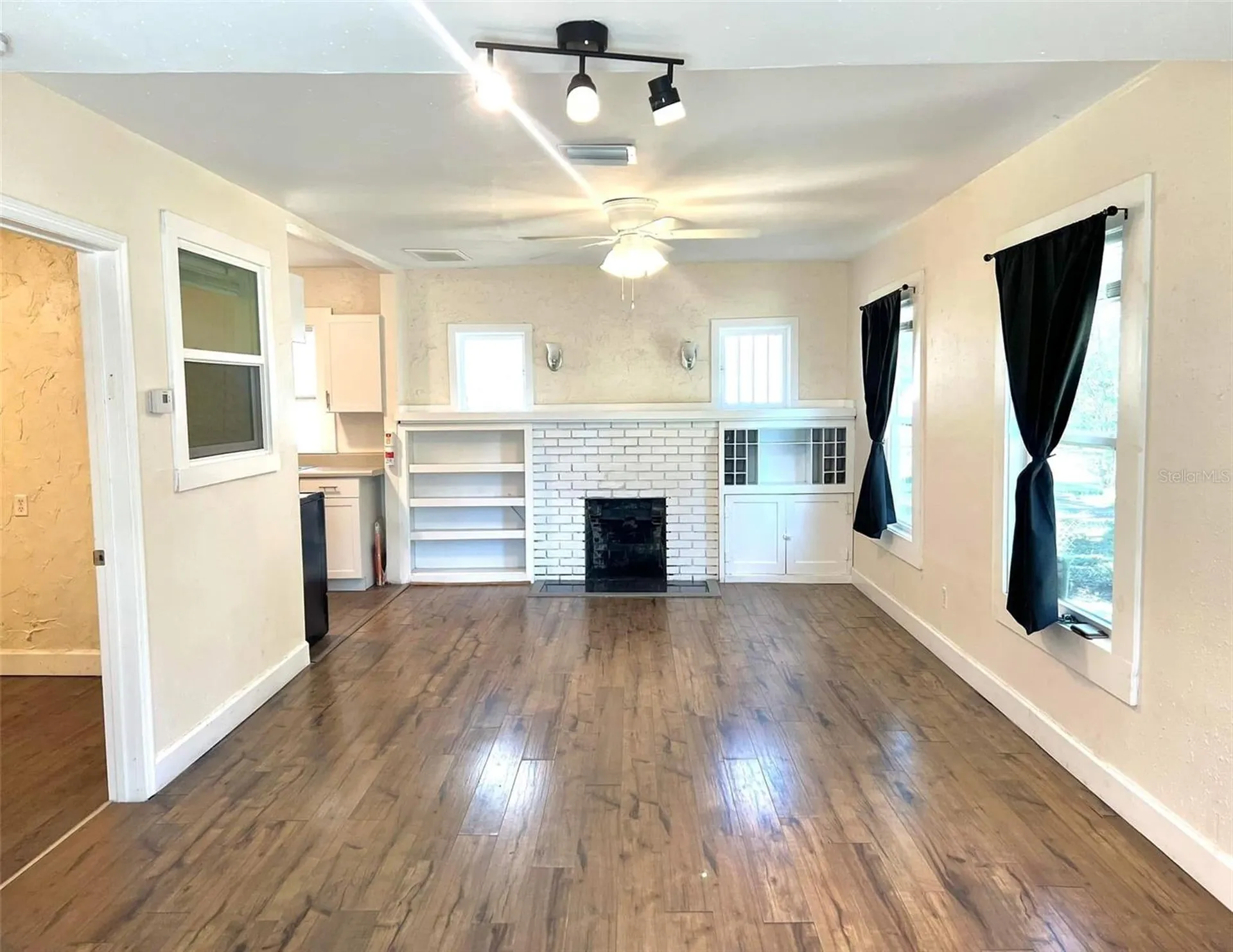 1529 12th Street S St Petersburg FL 33705