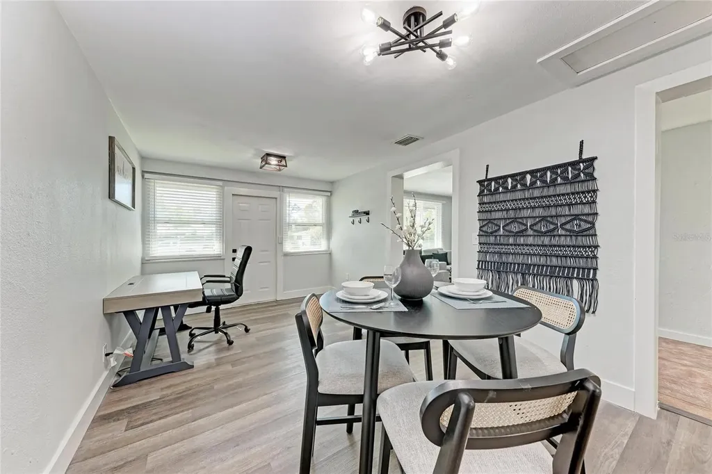 339 Suwanee Avenue Sarasota FL 34243