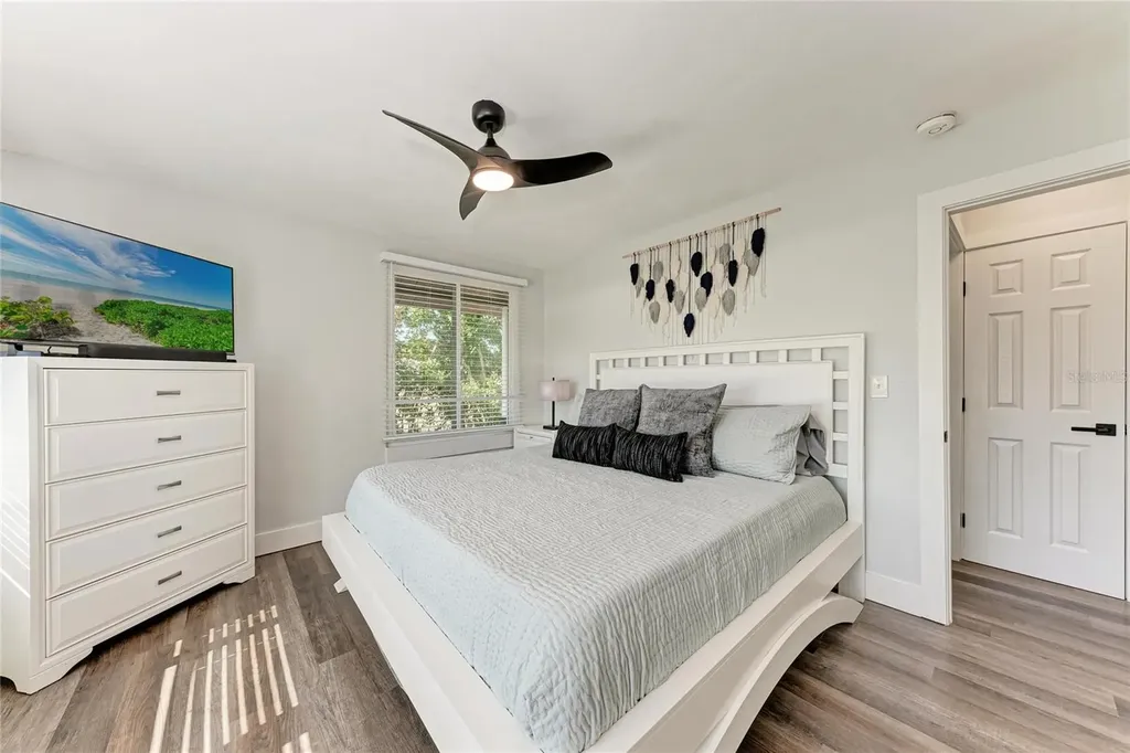 339 Suwanee Avenue Sarasota FL 34243