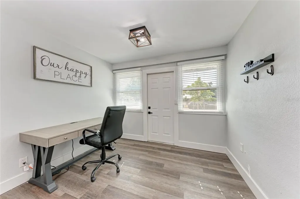 339 Suwanee Avenue Sarasota FL 34243