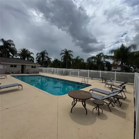 306 Kensington Lake Circle Brandon FL 33511
