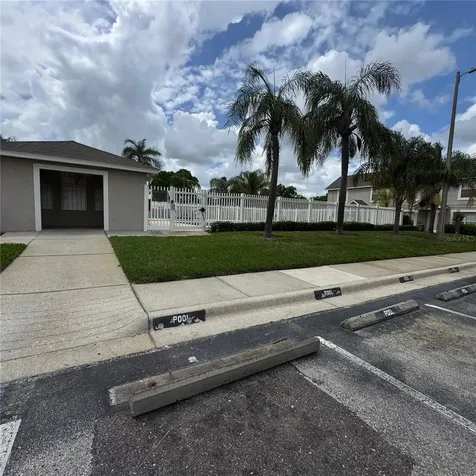 306 Kensington Lake Circle Brandon FL 33511