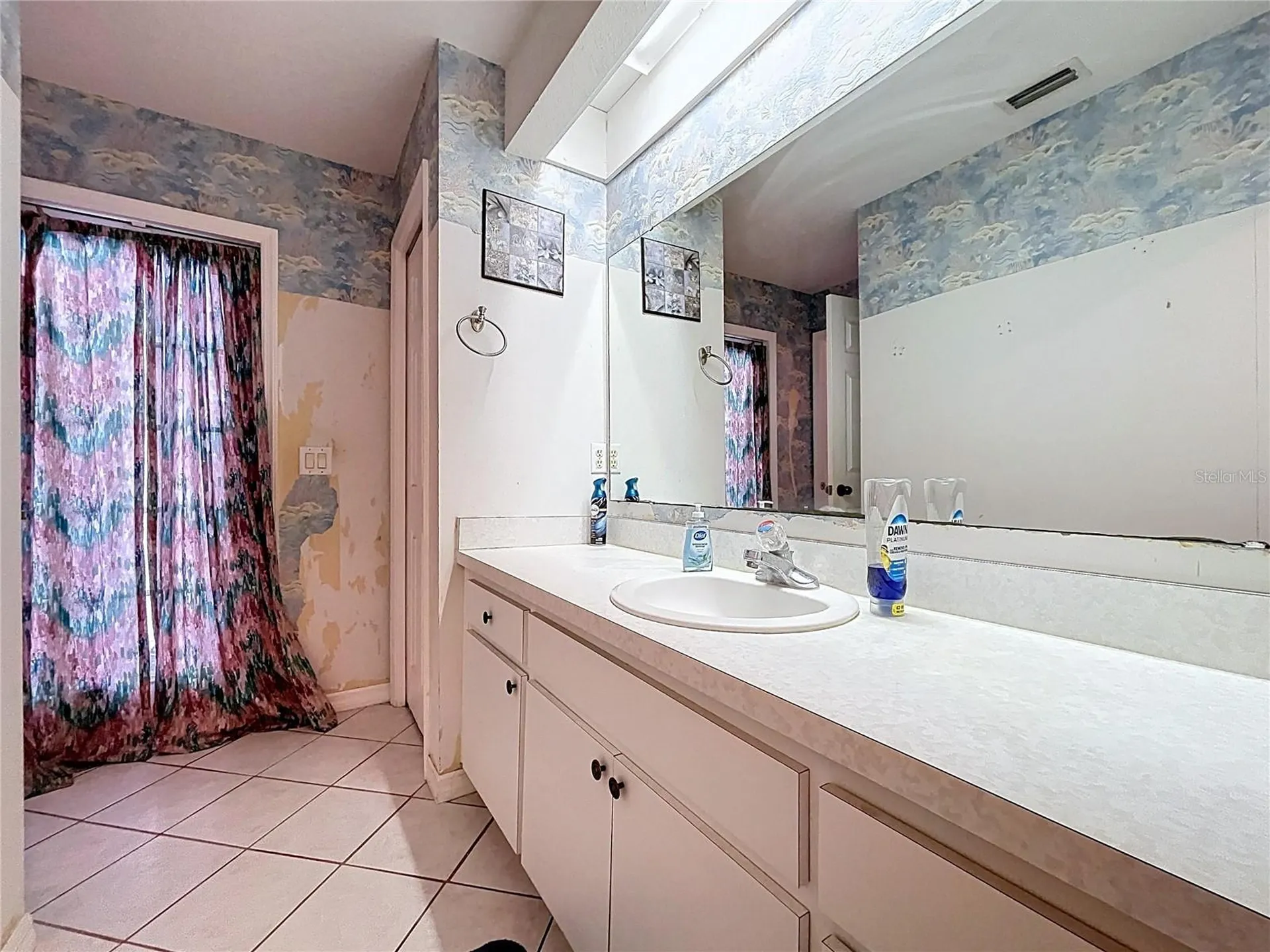 8402 Southwood Pines Street Lithia FL 33547