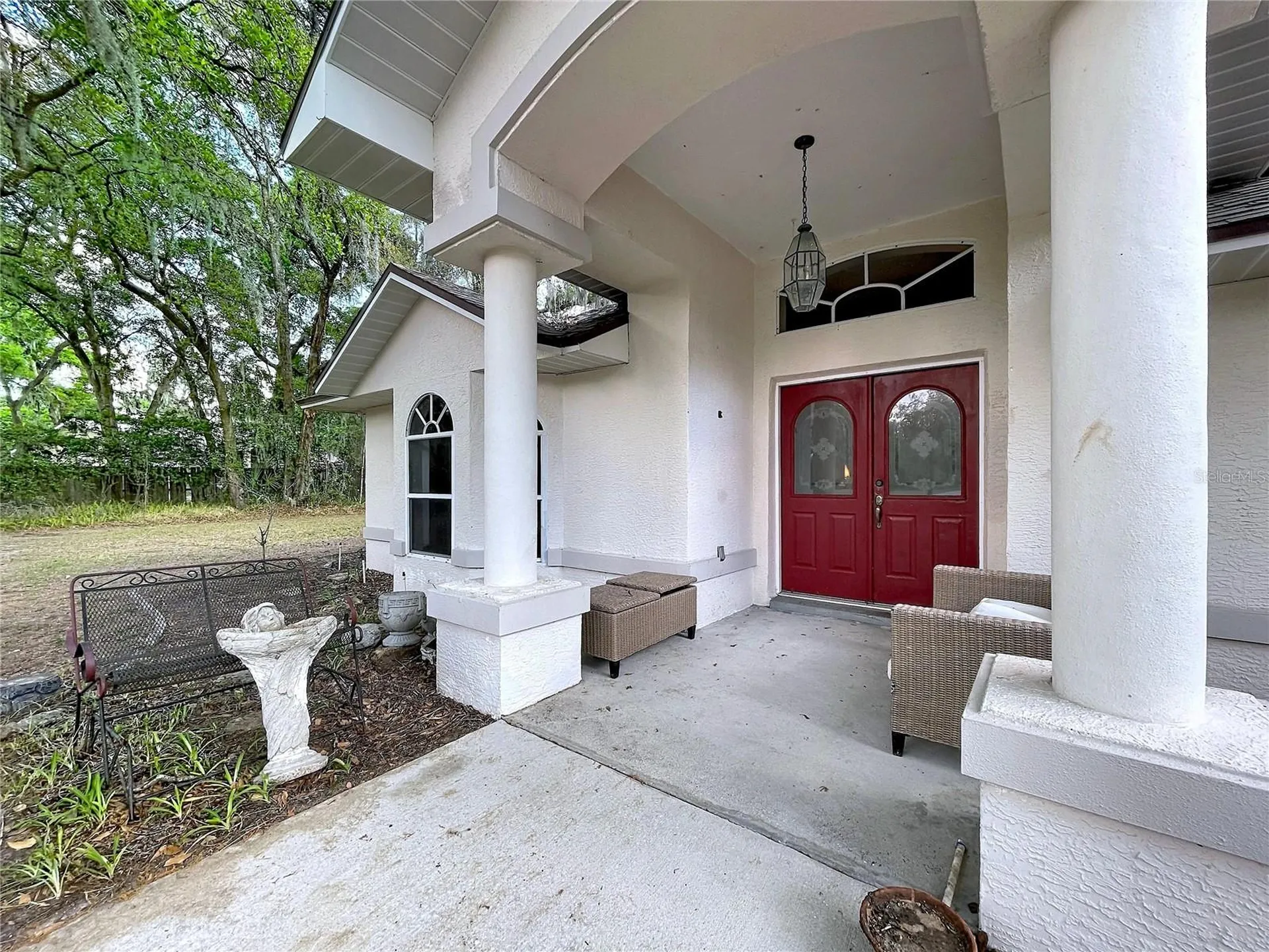 8402 Southwood Pines Street Lithia FL 33547
