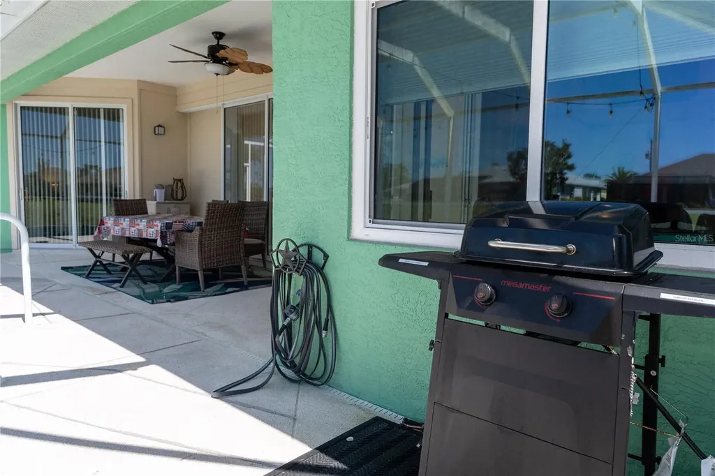 206 Mariner Lane Rotonda West FL 33947