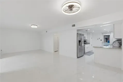 2530 W Tennessee Avenue Tampa FL 33629
