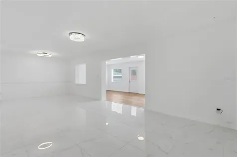 2530 W Tennessee Avenue Tampa FL 33629
