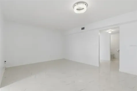 2530 W Tennessee Avenue Tampa FL 33629