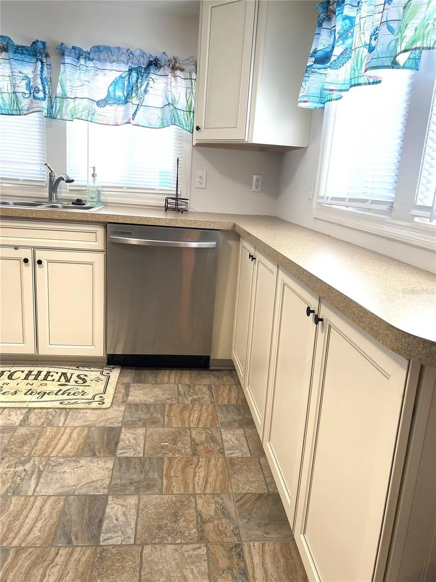 6517 Arizona Street Bradenton FL 34207