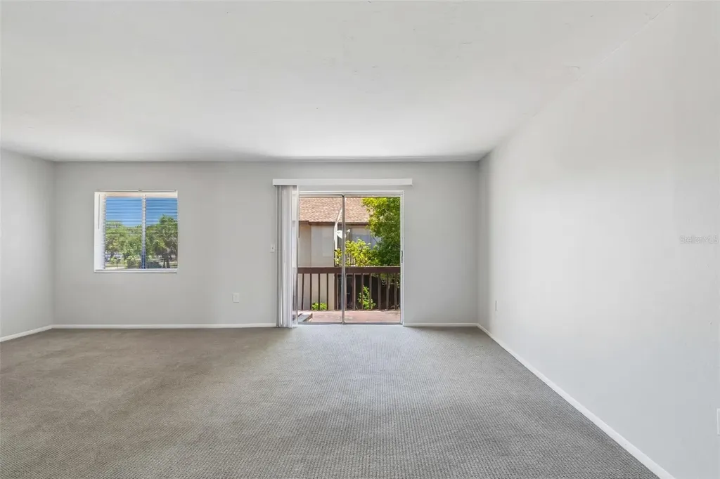 2725 Hidden Lake Boulevard Sarasota FL 34237