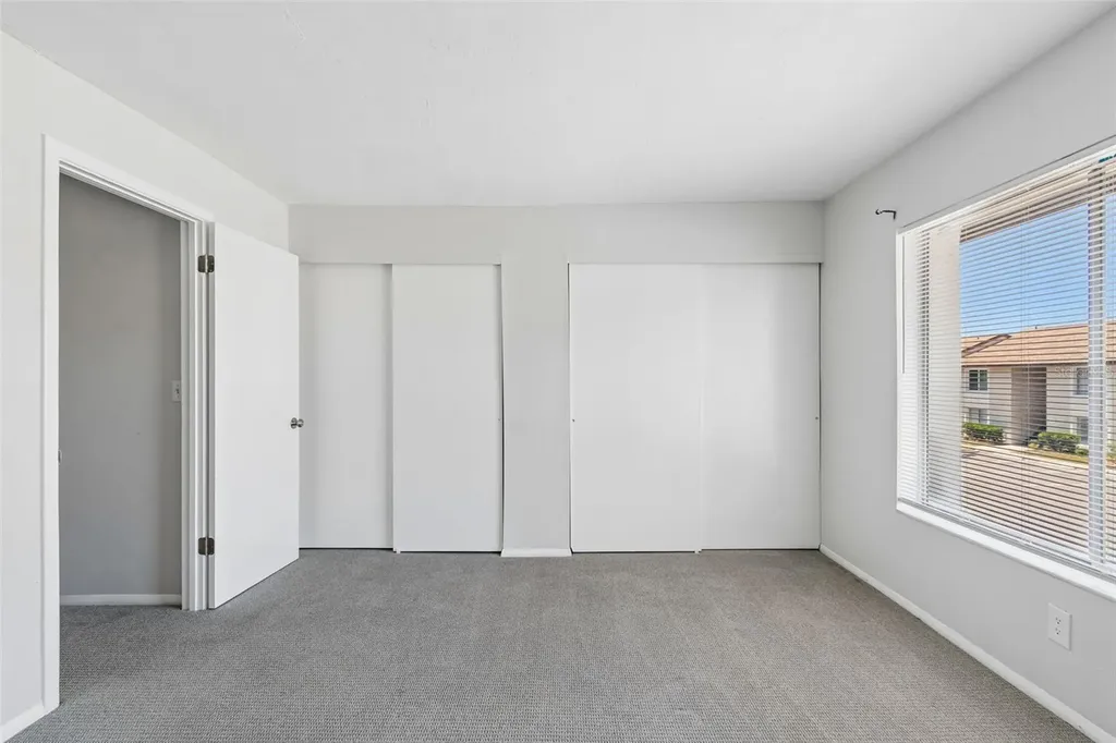 2725 Hidden Lake Boulevard Sarasota FL 34237
