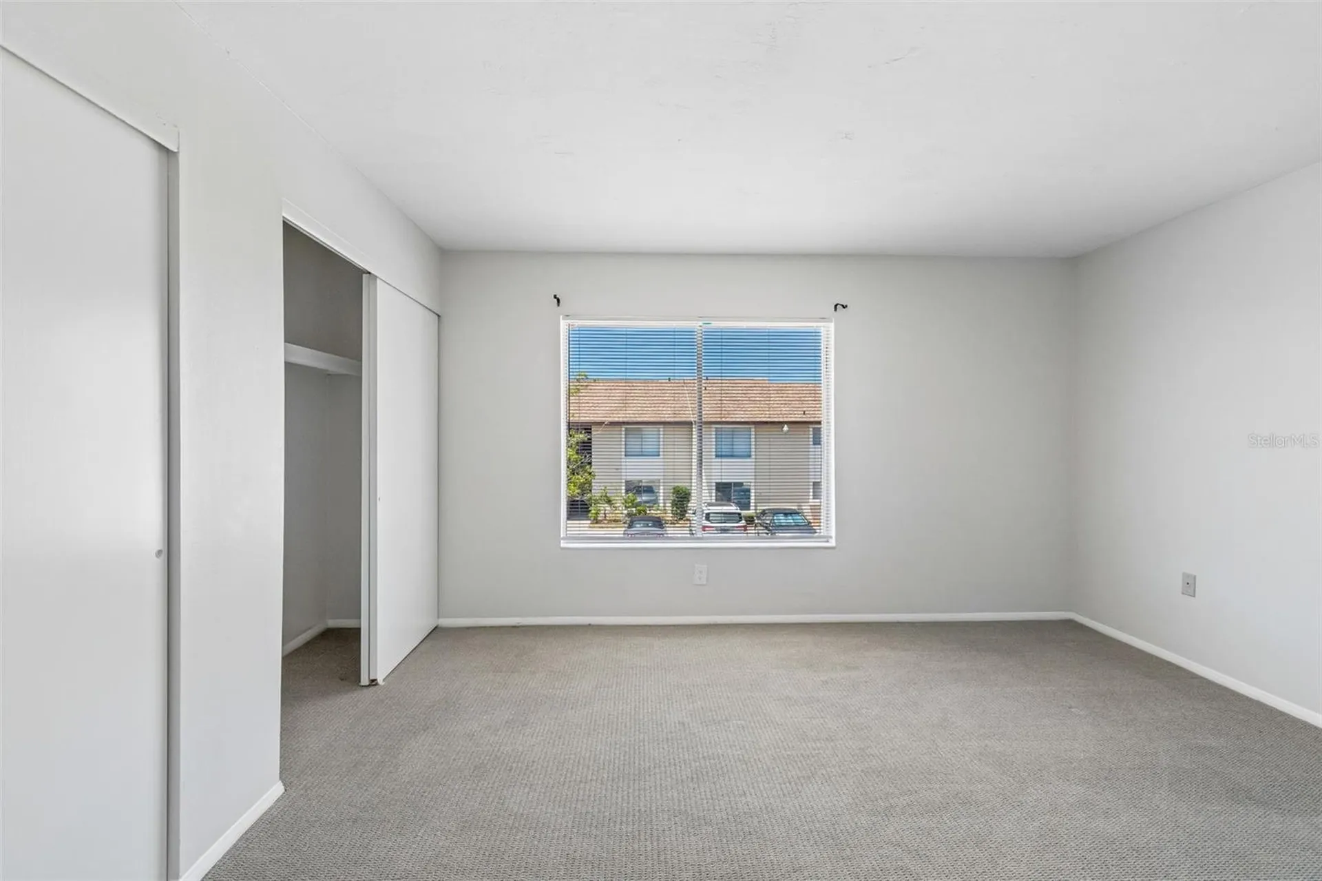 2725 Hidden Lake Boulevard Sarasota FL 34237