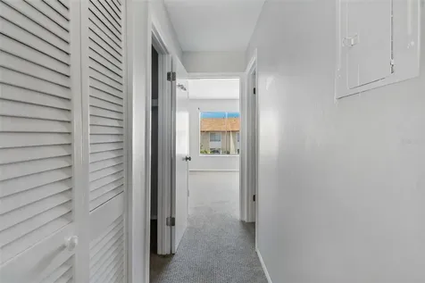 2725 Hidden Lake Boulevard Sarasota FL 34237