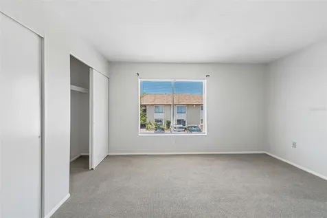 2725 Hidden Lake Boulevard Sarasota FL 34237