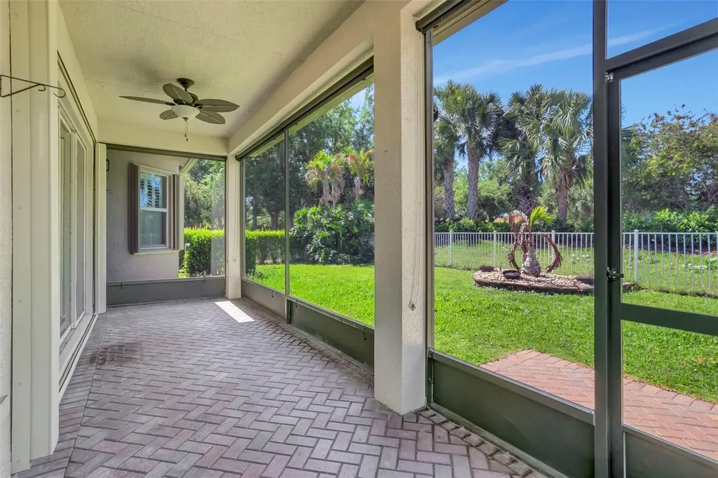 16022 Golden Lakes Drive Wimauma FL 33598