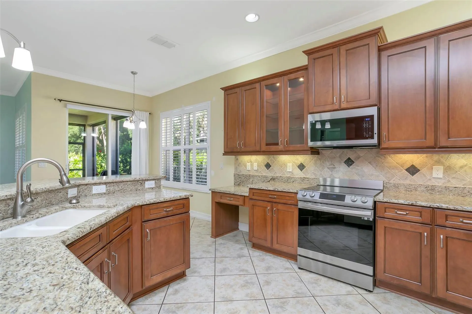 16022 Golden Lakes Drive Wimauma FL 33598