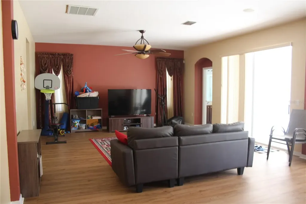 2543 Chapala Drive Kissimmee FL 34746