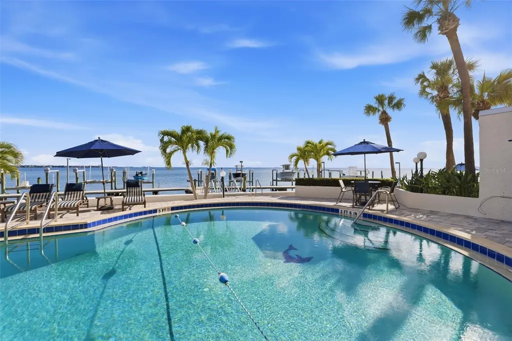 5700 Mariner Street Tampa FL 33609