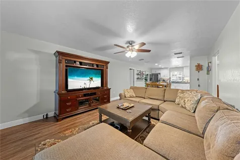 325 Minnesota Avenue St Cloud FL 34769