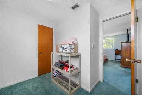 12465 Monarch Circle Seminole FL 33772