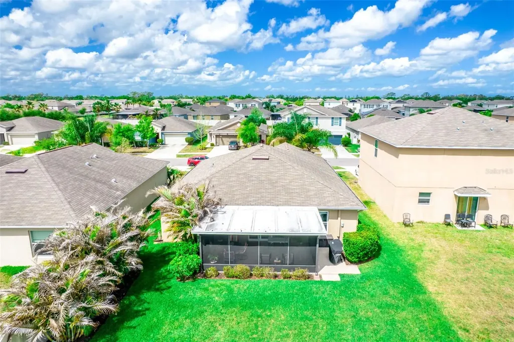 17132 White Mangrove Drive Wimauma FL 33598