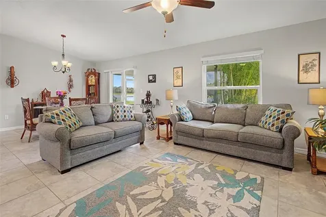 17132 White Mangrove Drive Wimauma FL 33598