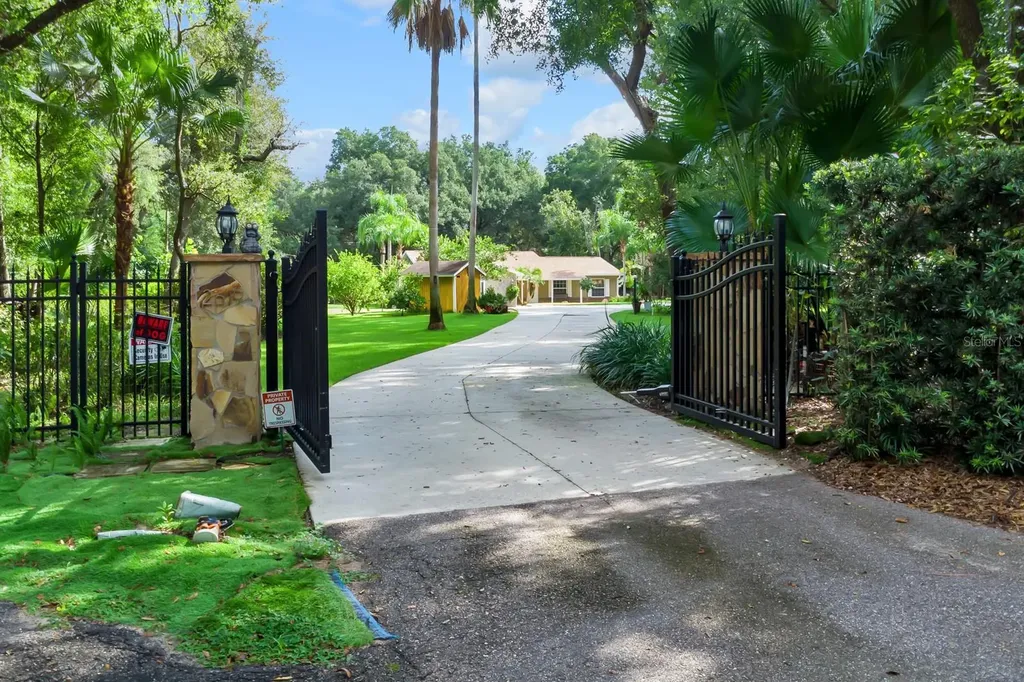 2619 W Ponkan Road Apopka FL 32712