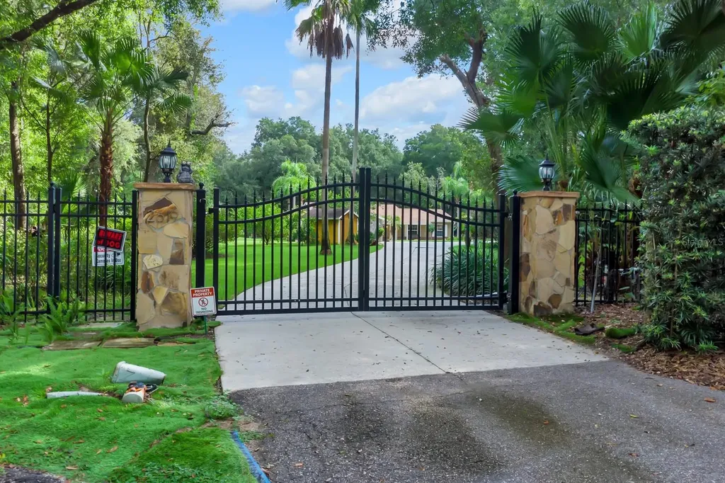 2619 W Ponkan Road Apopka FL 32712