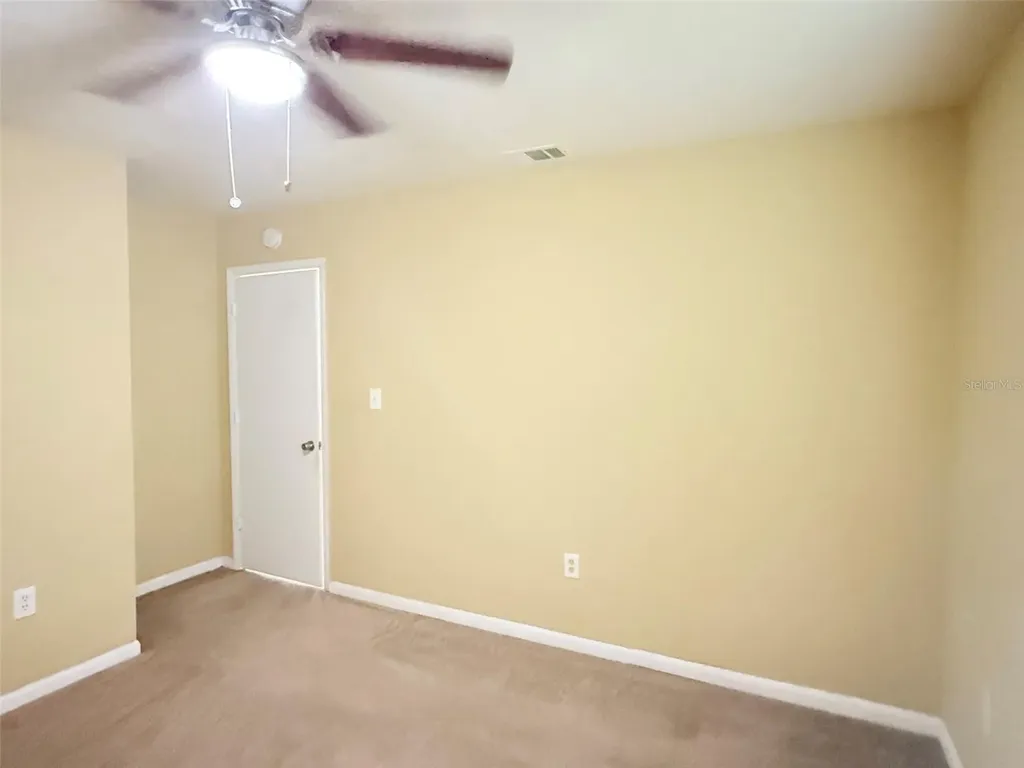 2615 E Curtis Street Tampa FL 33610