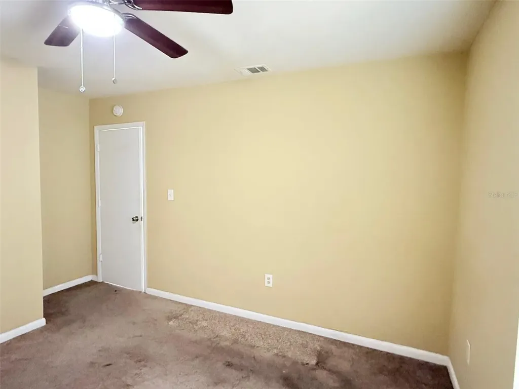 2615 E Curtis Street Tampa FL 33610