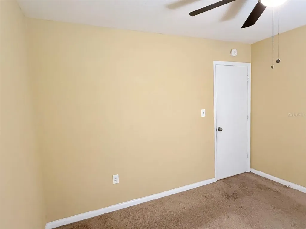 2615 E Curtis Street Tampa FL 33610