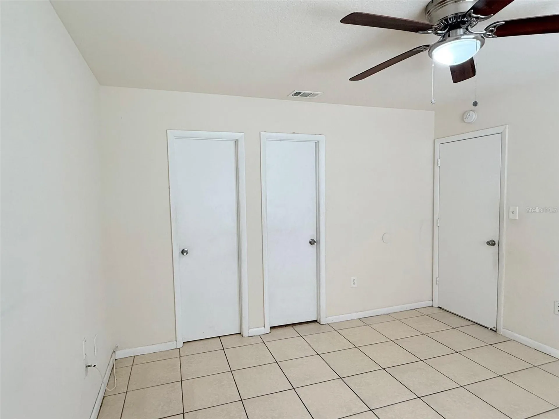 2615 E Curtis Street Tampa FL 33610