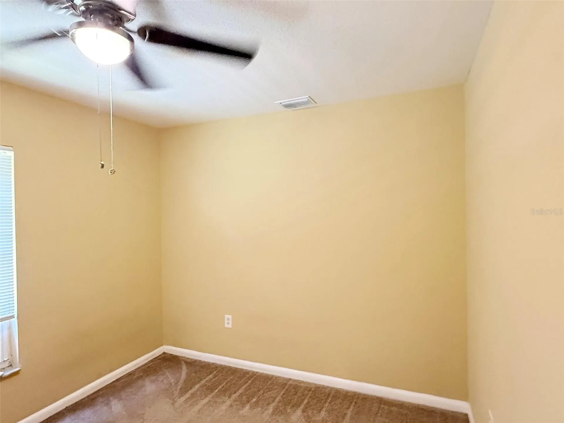 2615 E Curtis Street Tampa FL 33610