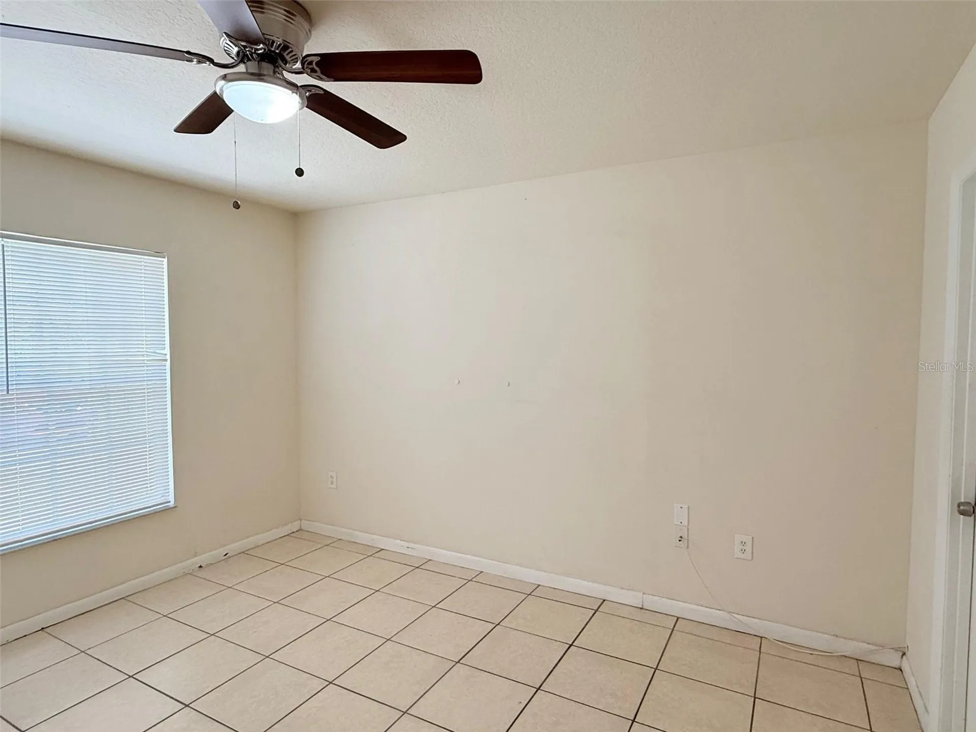 2615 E Curtis Street Tampa FL 33610