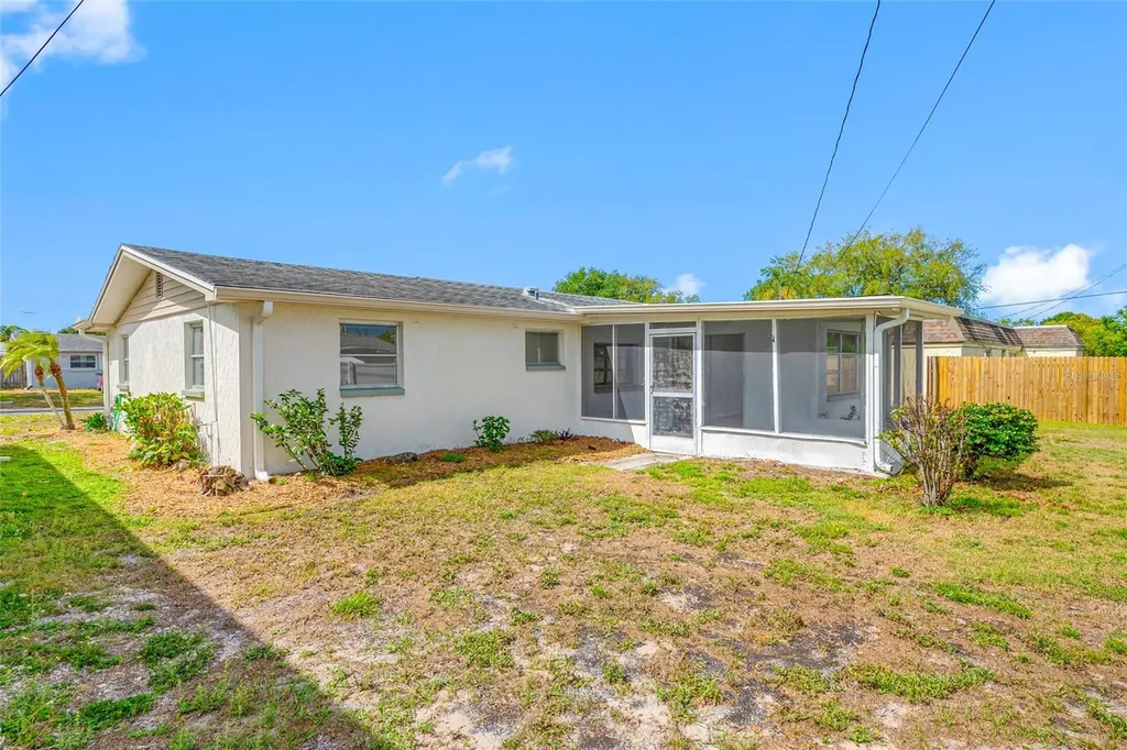 5027 Manor Drive New Port Richey FL 34652